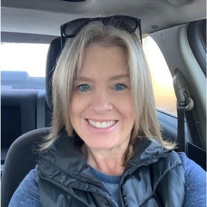 Meet your Posher, Michele